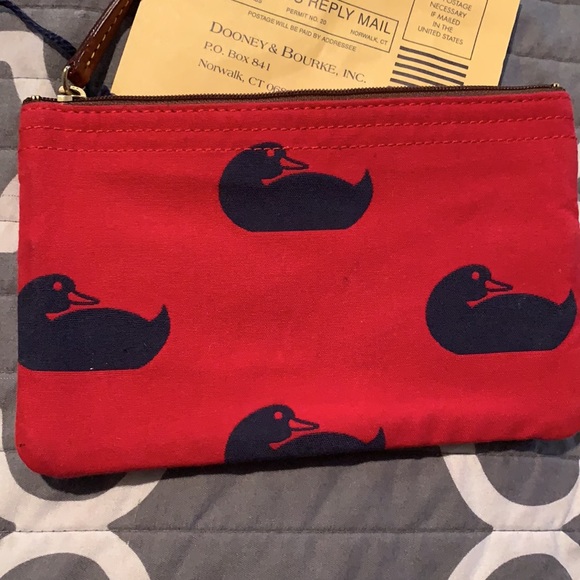 D&B Wristlet - Picture 2 of 3